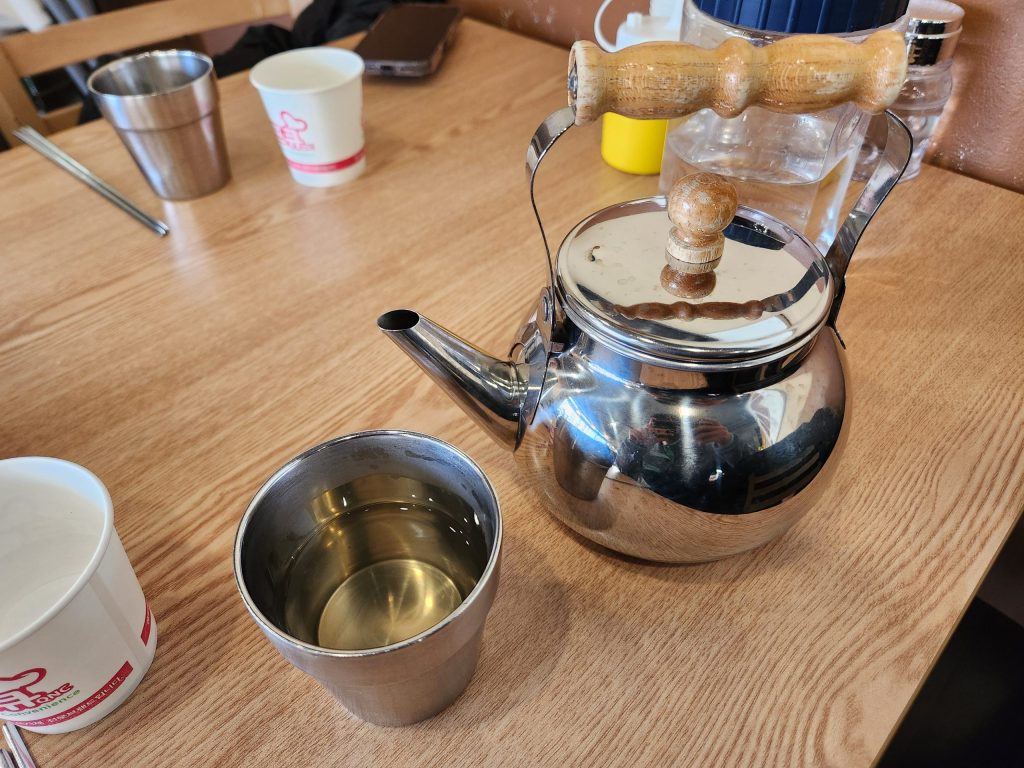 굴포천역 면박사 가야밀면 육수