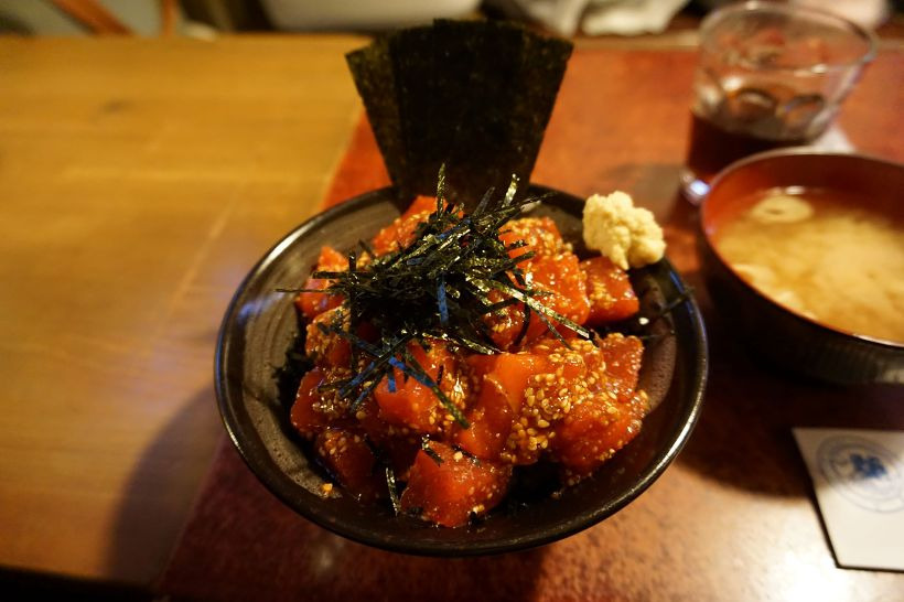 먹음직스럽게 양념된 참치 육회동 사진